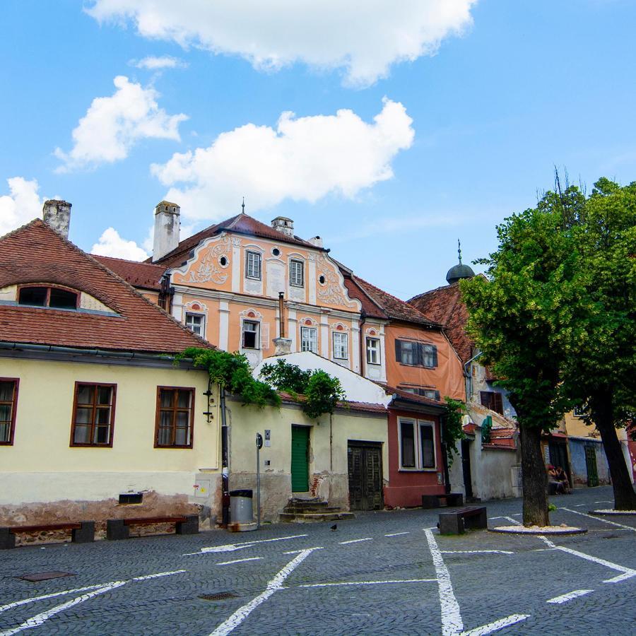 Kleines Hotel Sibiu Exterior photo